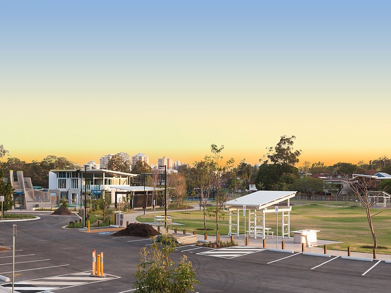 33 Lucy Street, Milton QLD 4064