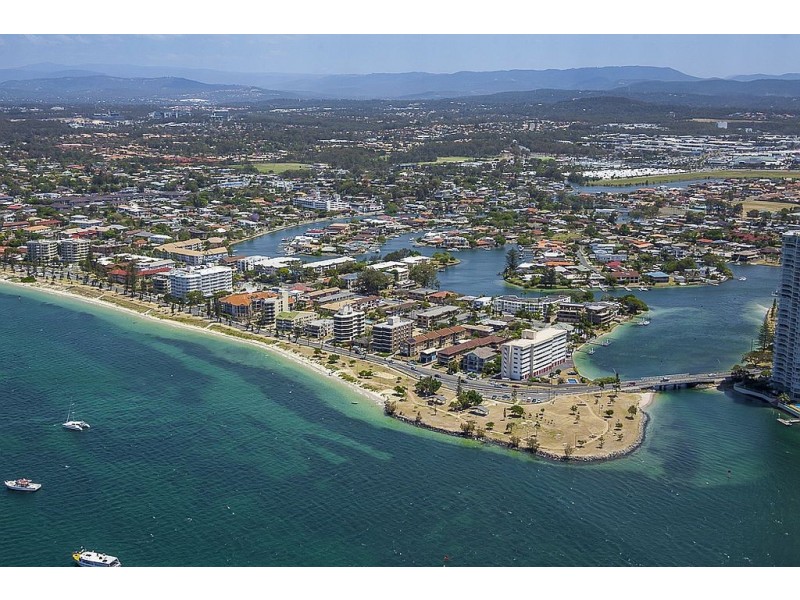 544 Marine Parade, Biggera Waters QLD 4216