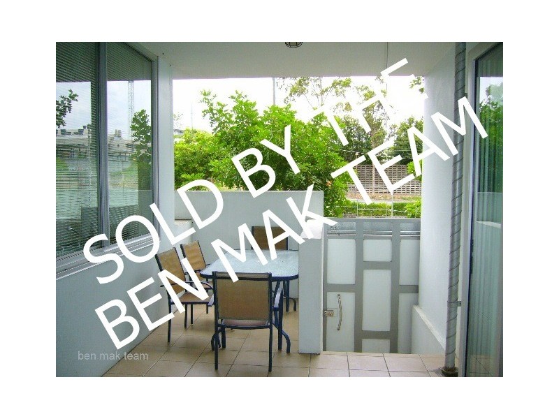 2/15a Tribune Street, South Bank QLD 4101