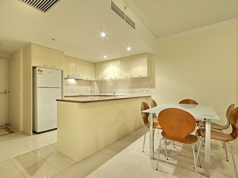 8/321 Main Street, Kangaroo Point QLD 4169