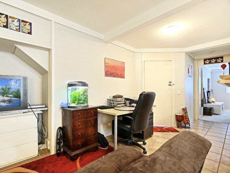 1/28 Hazlewood St, New Farm QLD 4005