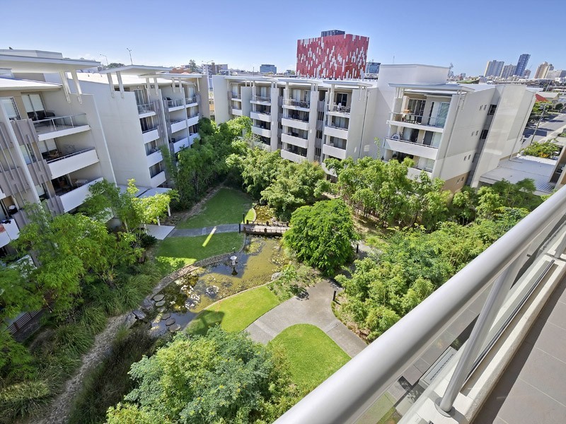 1703/141 Campbell Street, Bowen Hills QLD 4006