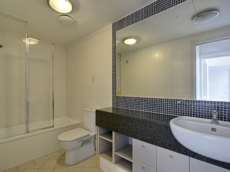 1703/141 Campbell Street, Bowen Hills QLD 4006