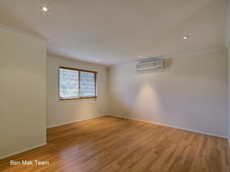 14 Jamberoo Street, Springwood QLD 4127