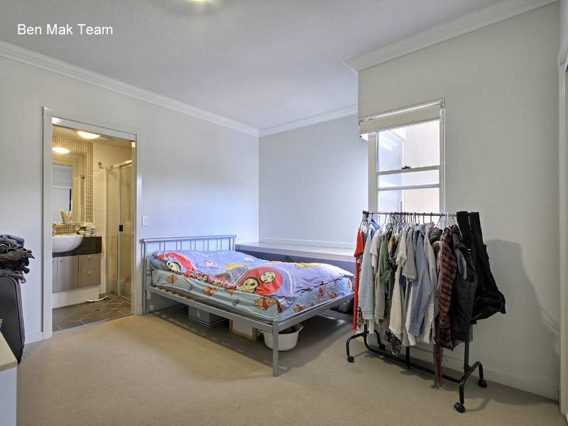 2206/141 Campbell Street, Bowen Hills QLD 4006