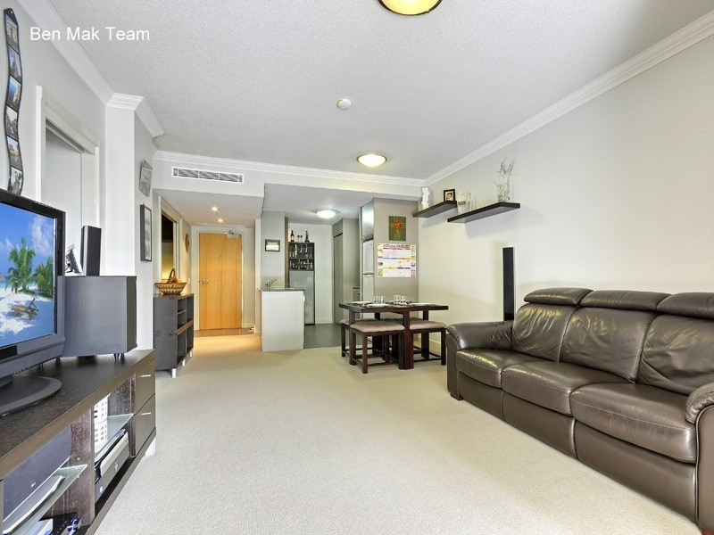 2204/141 Campbell Street, Bowen Hills QLD 4006