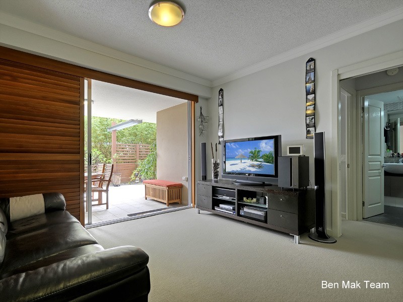 2204/141 Campbell Street, Bowen Hills QLD 4006