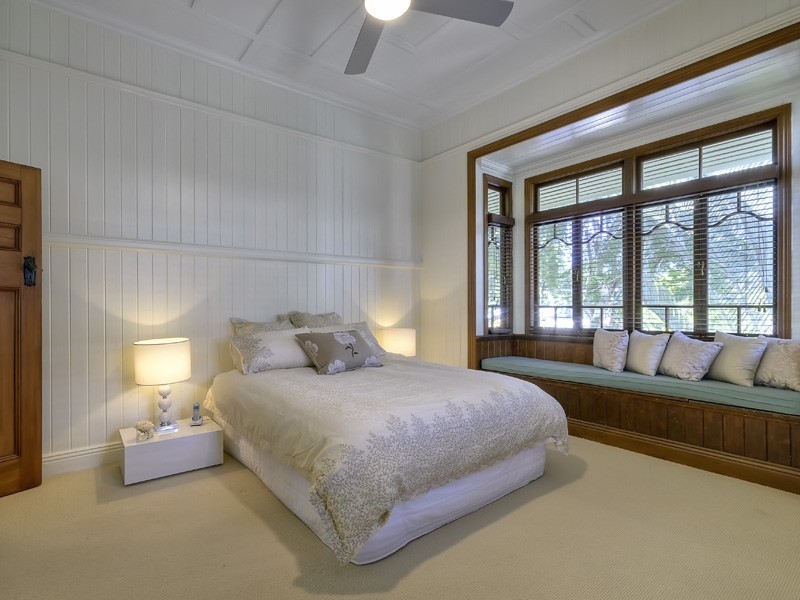 102 Linton Street, Kangaroo Point QLD 4169