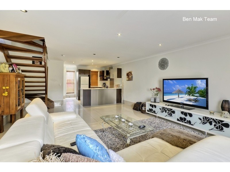 1/69 Molloy Road, Cannon Hill QLD 4170