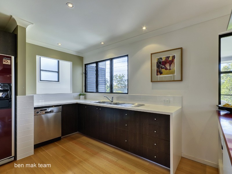 27 Jasmine Crescent, Shailer Park QLD 4128