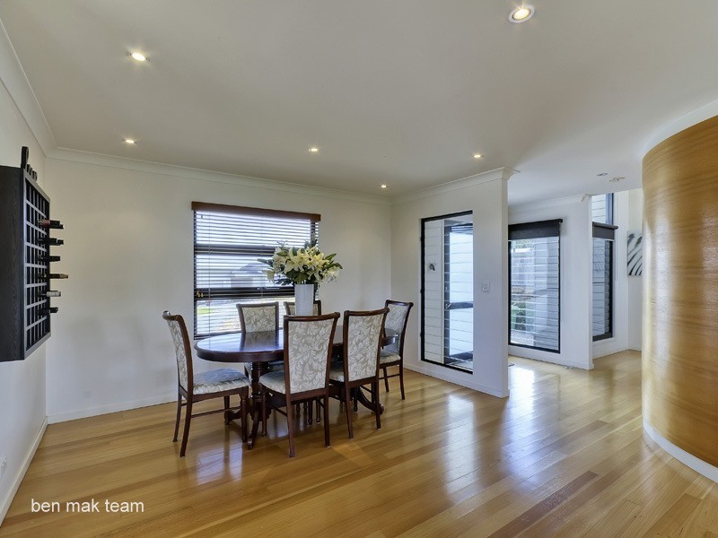 27 Jasmine Crescent, Shailer Park QLD 4128