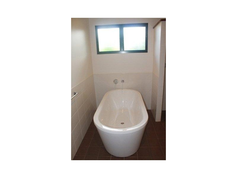 32 Banu Ave, Broome WA 6725