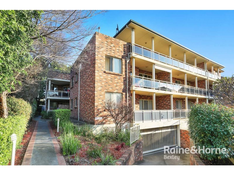 8/11 Webb Street, Riverwood NSW 2210