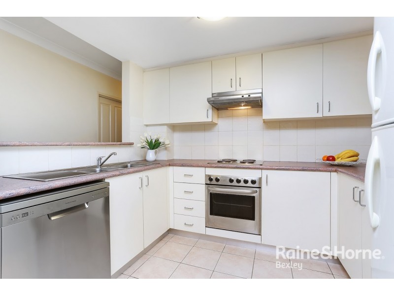 8/11 Webb Street, Riverwood NSW 2210