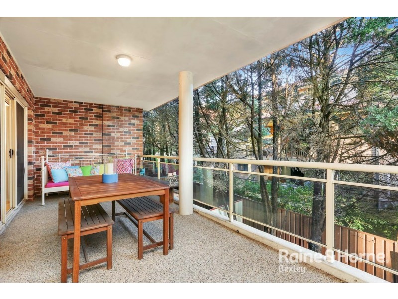 8/11 Webb Street, Riverwood NSW 2210