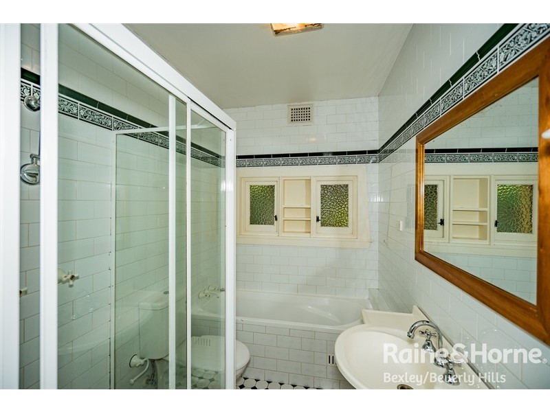 20 Rickard St, Turrella NSW 2205