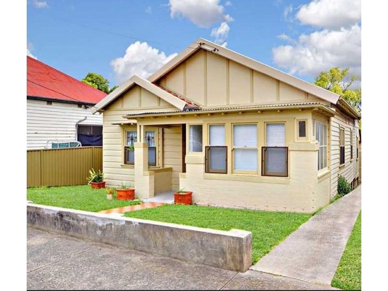 17 Westminster Street, Bexley NSW 2207