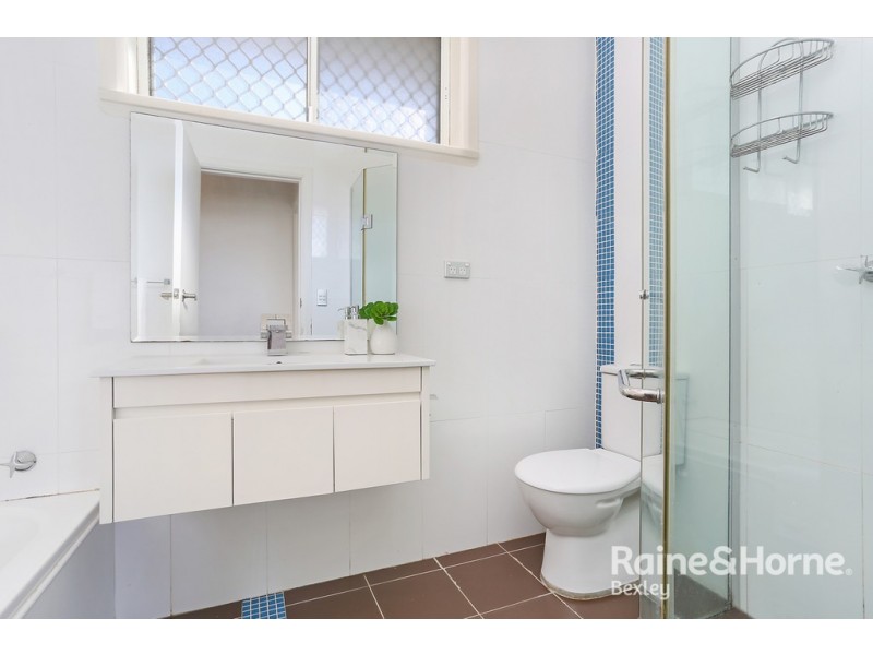 1/20-22 Caledonian Street, Bexley NSW 2207