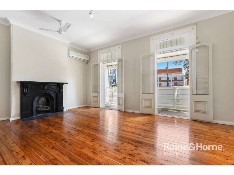 42 Station Street East, Harris Park NSW 2150