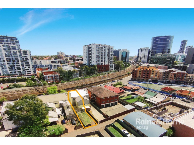 42 Station Street East, Harris Park NSW 2150