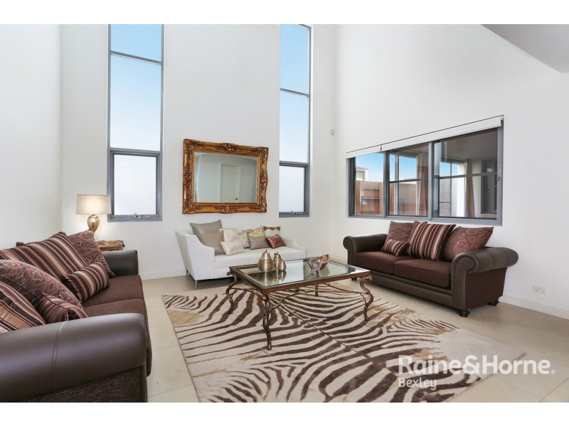 61 Moore Street, Hurstville NSW 2220