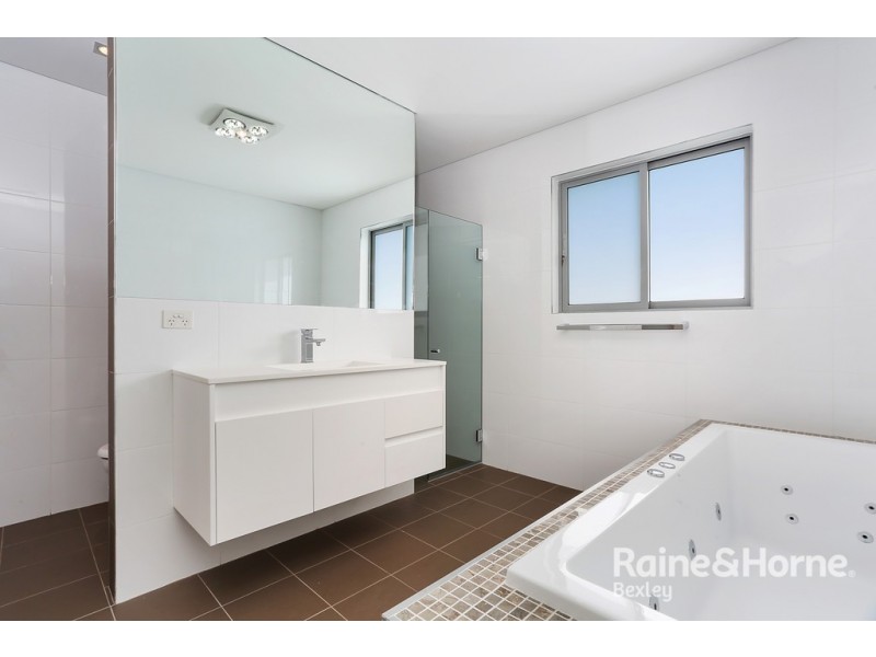 61 Moore Street, Hurstville NSW 2220