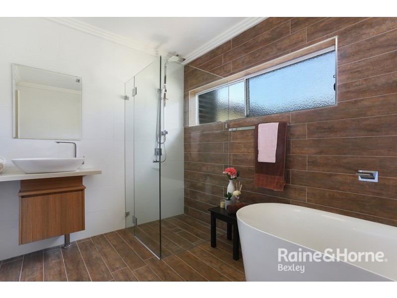 2c Werona Avenue, Punchbowl NSW 2196