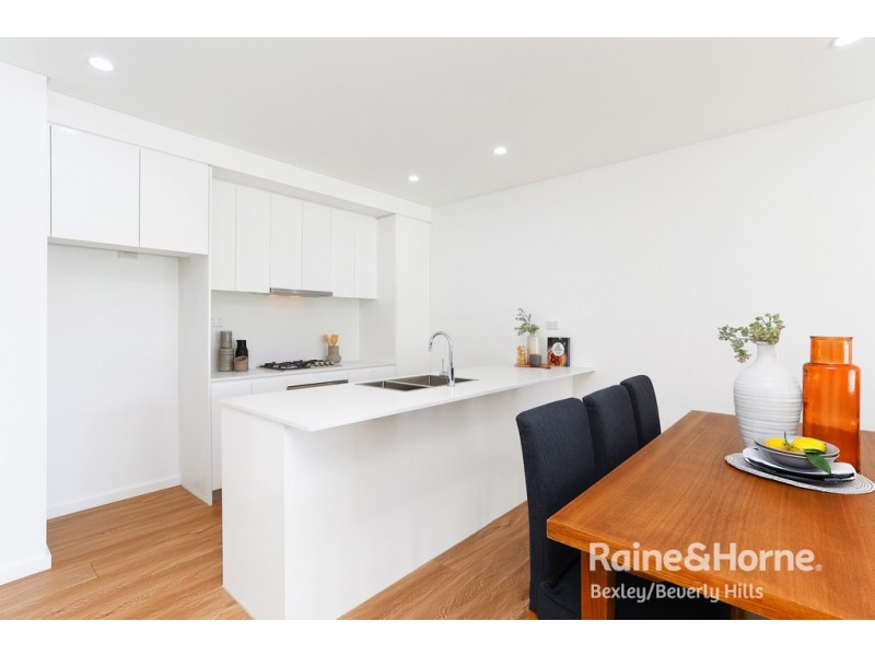 2A Cooks Avenue, Canterbury NSW 2193