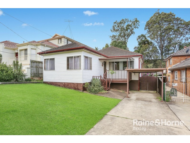 25 Glamis Street, Kingsgrove NSW 2208