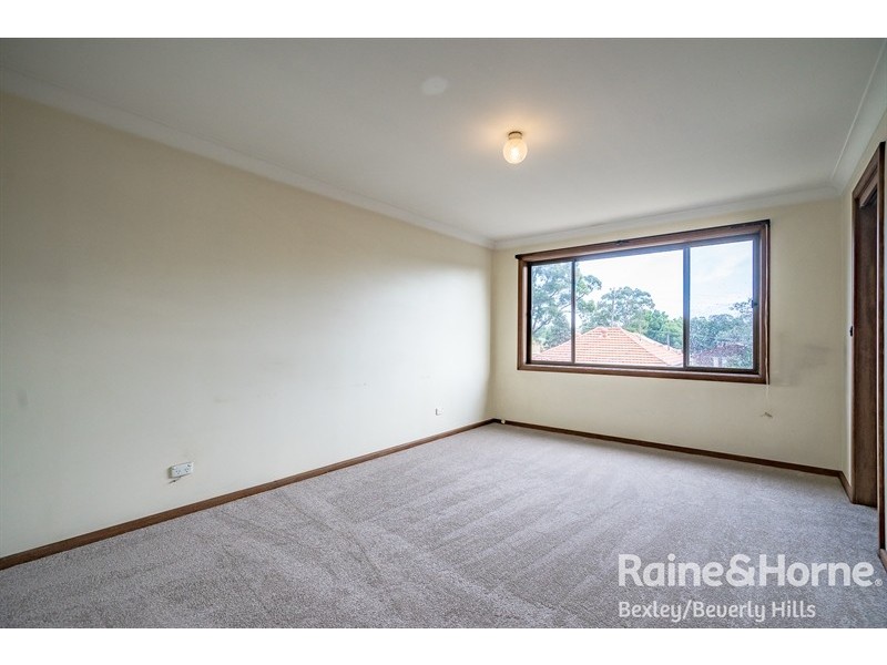 5 Oak Tree Place, Penshurst NSW 2222