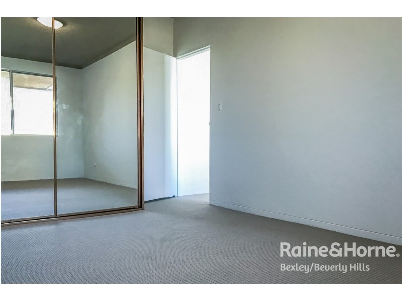 15/3 Short Street, Carlton NSW 2218