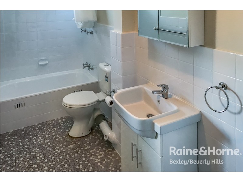 15/3 Short Street, Carlton NSW 2218