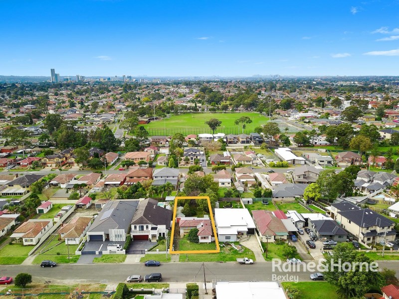 74 Chelmsford Road, South Wentworthville NSW 2145