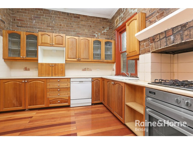 18 Short Street, Carlton NSW 2218