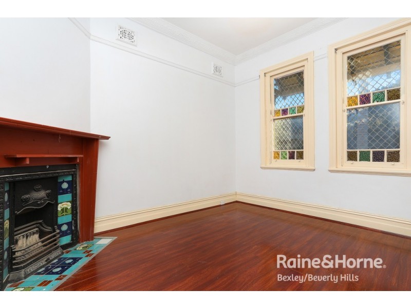 18 Short Street, Carlton NSW 2218