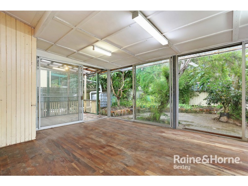 18 Short Street, Carlton NSW 2218