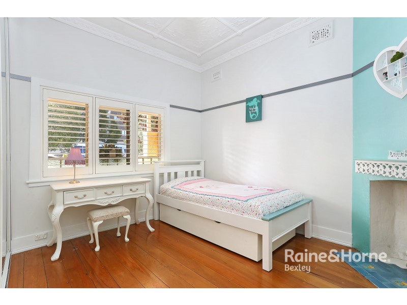 19 Bayview Street, Bexley NSW 2207