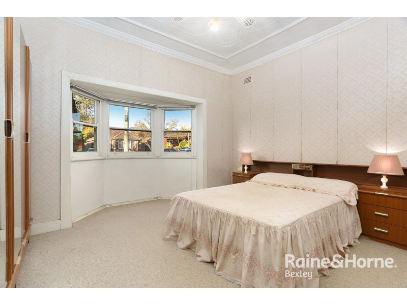 17 Halley Avenue, Bexley NSW 2207