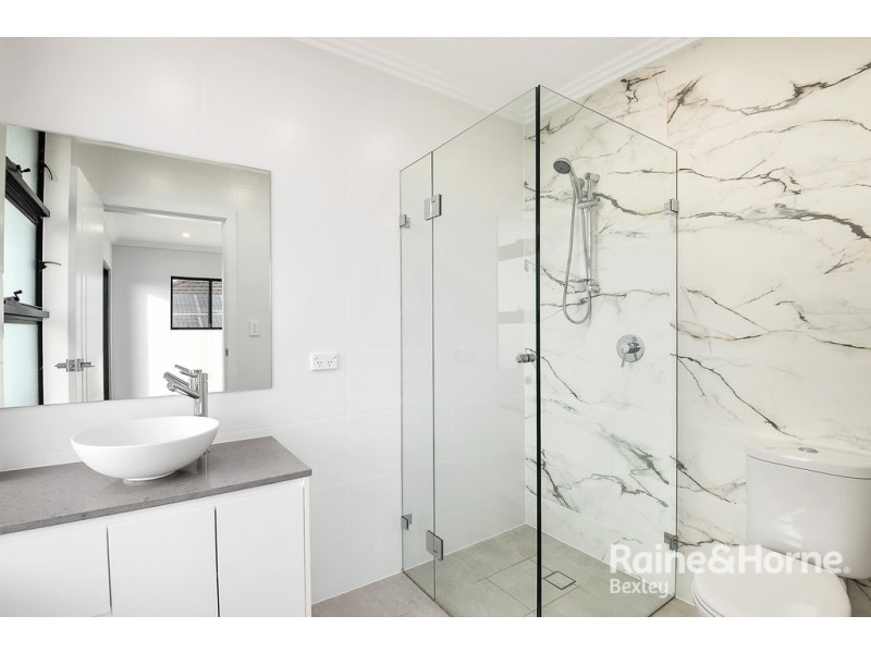 112 KINGSGROVE Rd, Kingsgrove NSW 2208