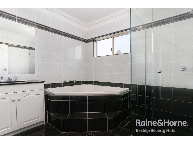 91 Stuart Street, Blakehurst NSW 2221