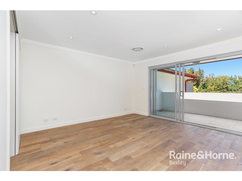 1/29 Lobb Crs, Kogarah NSW 2217
