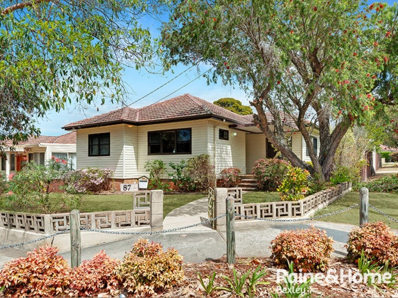 87 Stoddart Street, Roselands NSW 2196