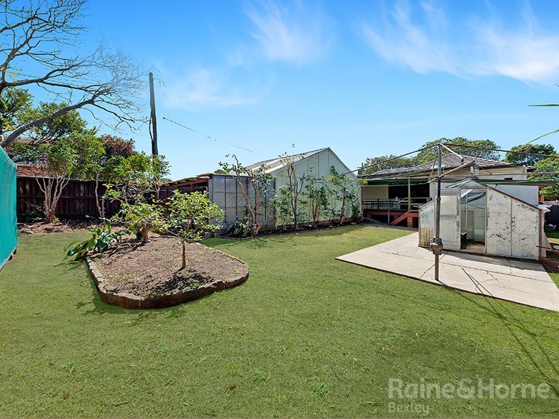 87 Stoddart Street, Roselands NSW 2196