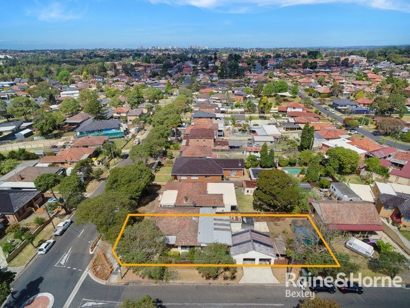 87 Stoddart Street, Roselands NSW 2196