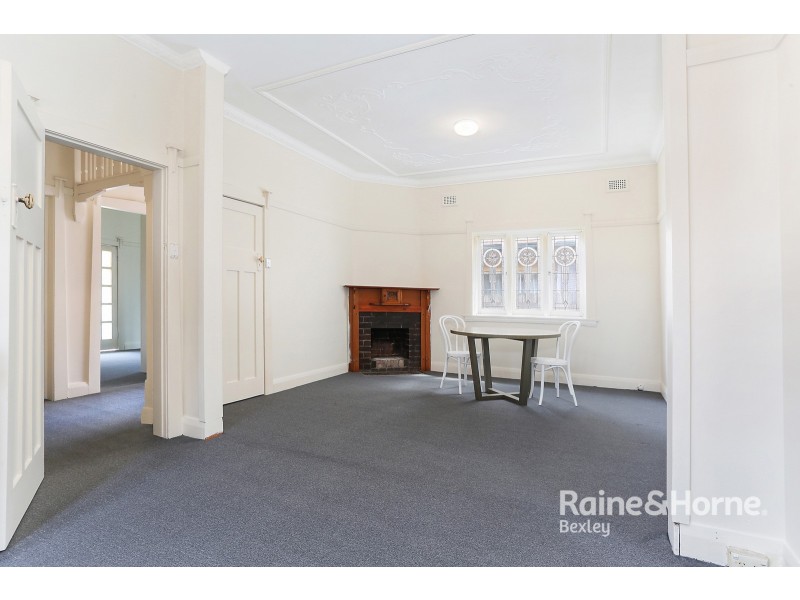 54 Washington St, Bexley NSW 2207