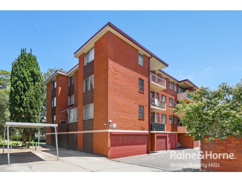 4/828 Canterbury Road, Roselands NSW 2196