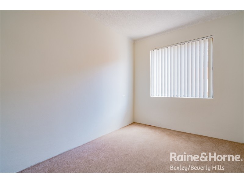 6/56 Cronulla Street, Carlton NSW 2218