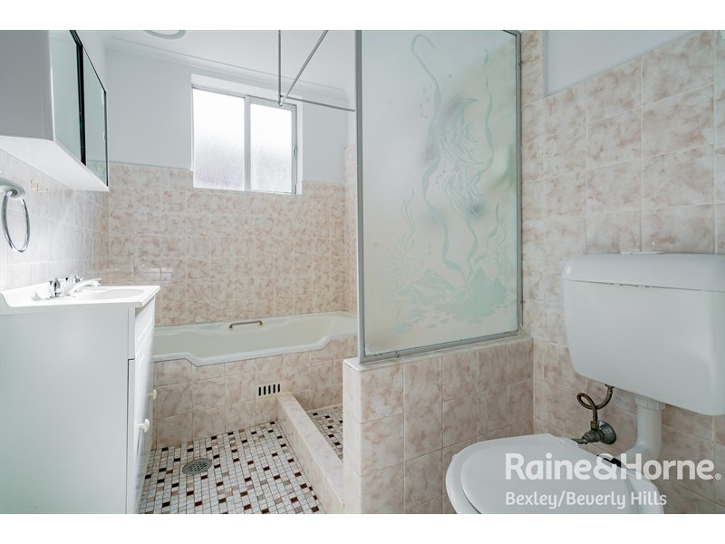 6/56 Cronulla Street, Carlton NSW 2218