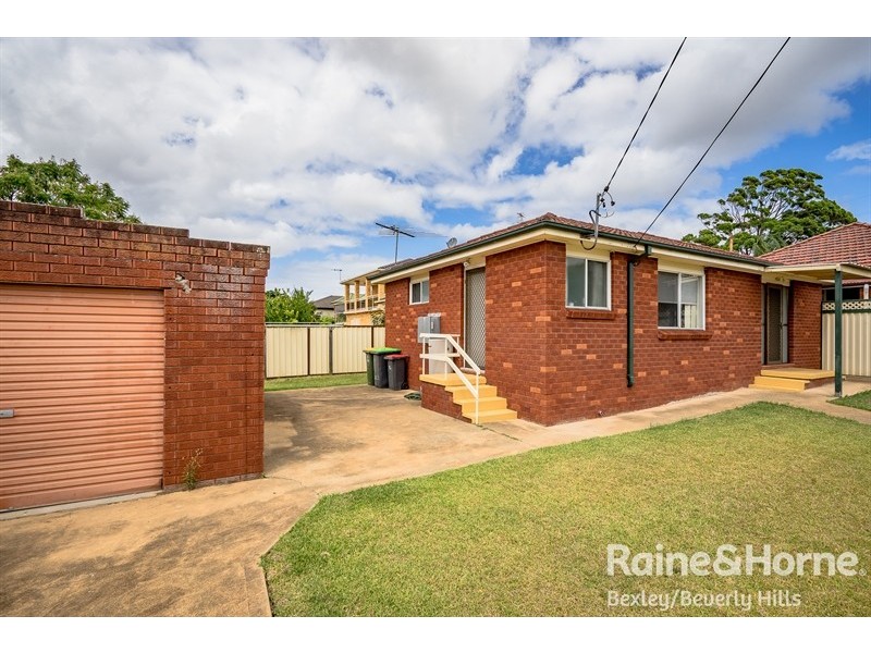 1D Barnards Ave, Hurstville NSW 2220
