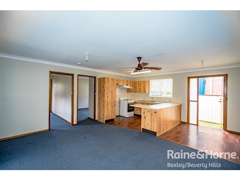 1D Barnards Ave, Hurstville NSW 2220